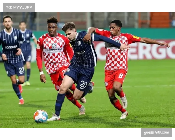 法兰克福主场迎战美因茨 莱茵美因德比即将上演