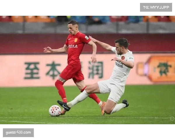 重庆铜梁龙客场力克海港 肯帕努角球助攻成战术亮点